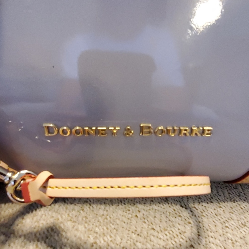Dooney & Bourke - Picture 3 of 3